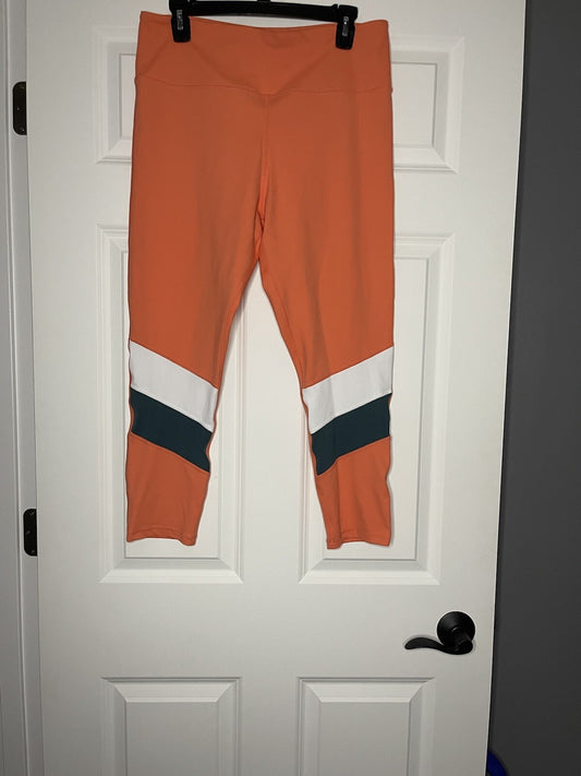 Zyia leggings size 16-18 coral white green 7/8"