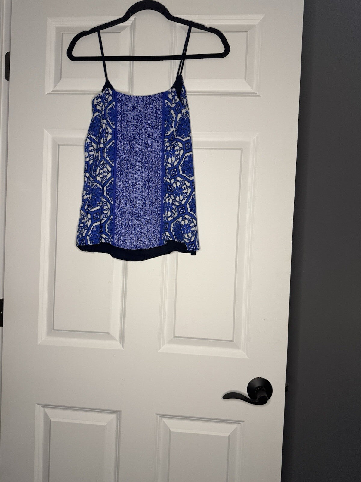 The Limited Sleeveless Blouse XS Blue White Black Floral Print 