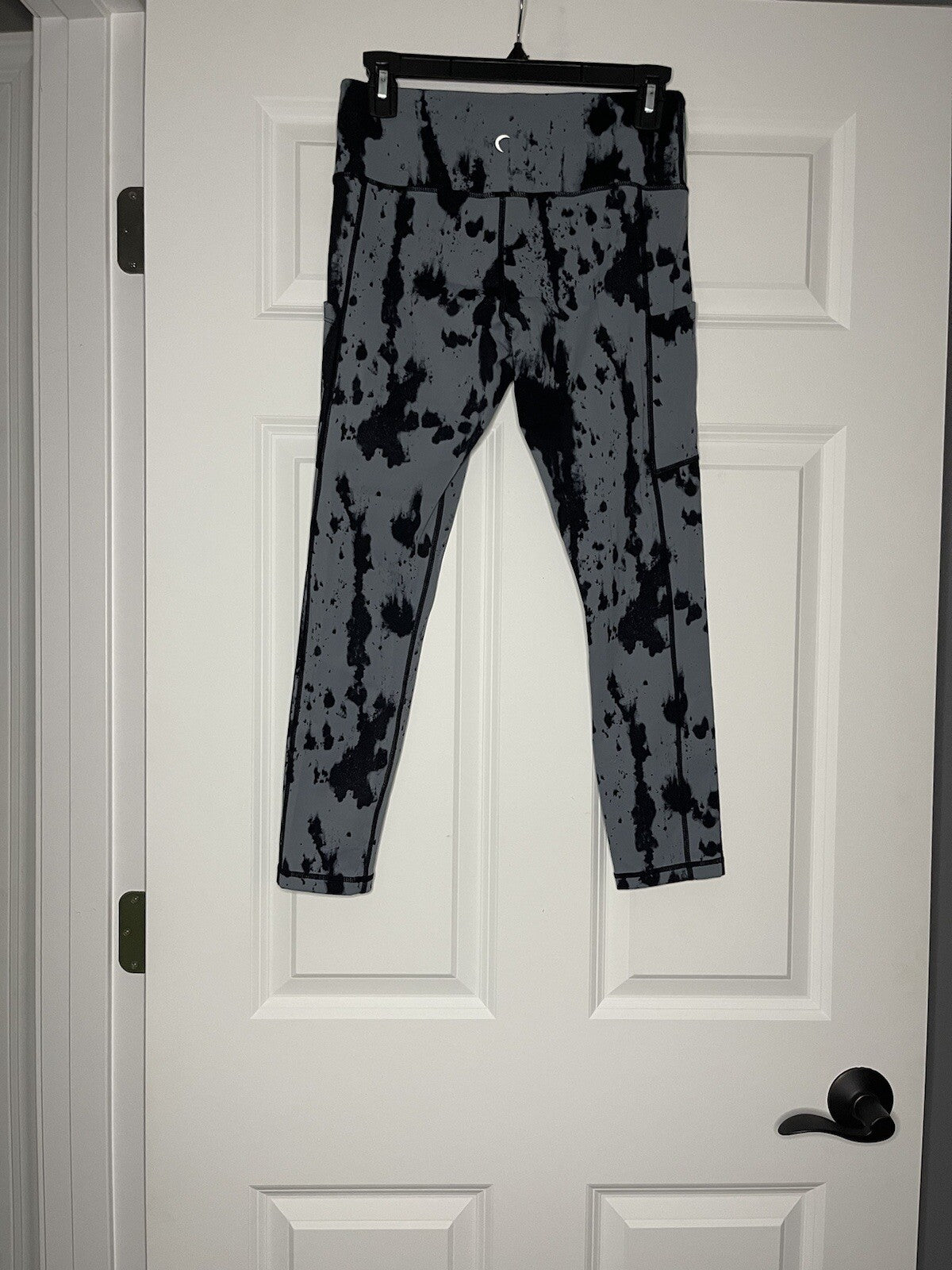 Zyia active leggings grayish blue black print size 6-8