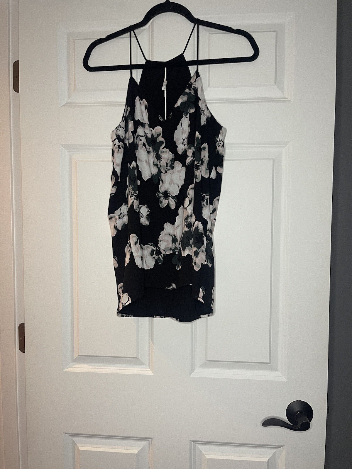 Express reversible sleeveless blouse black and multicolor w black floral 