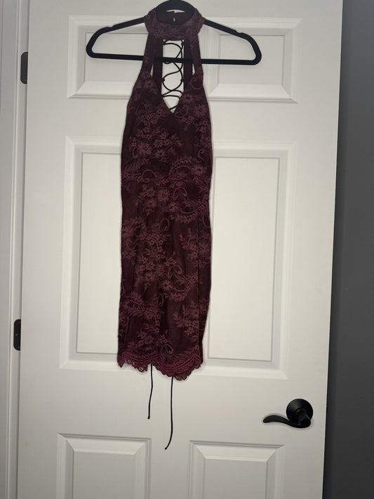 Tobi Sleeveless Dress Medium Maroon W Lace Nwt 