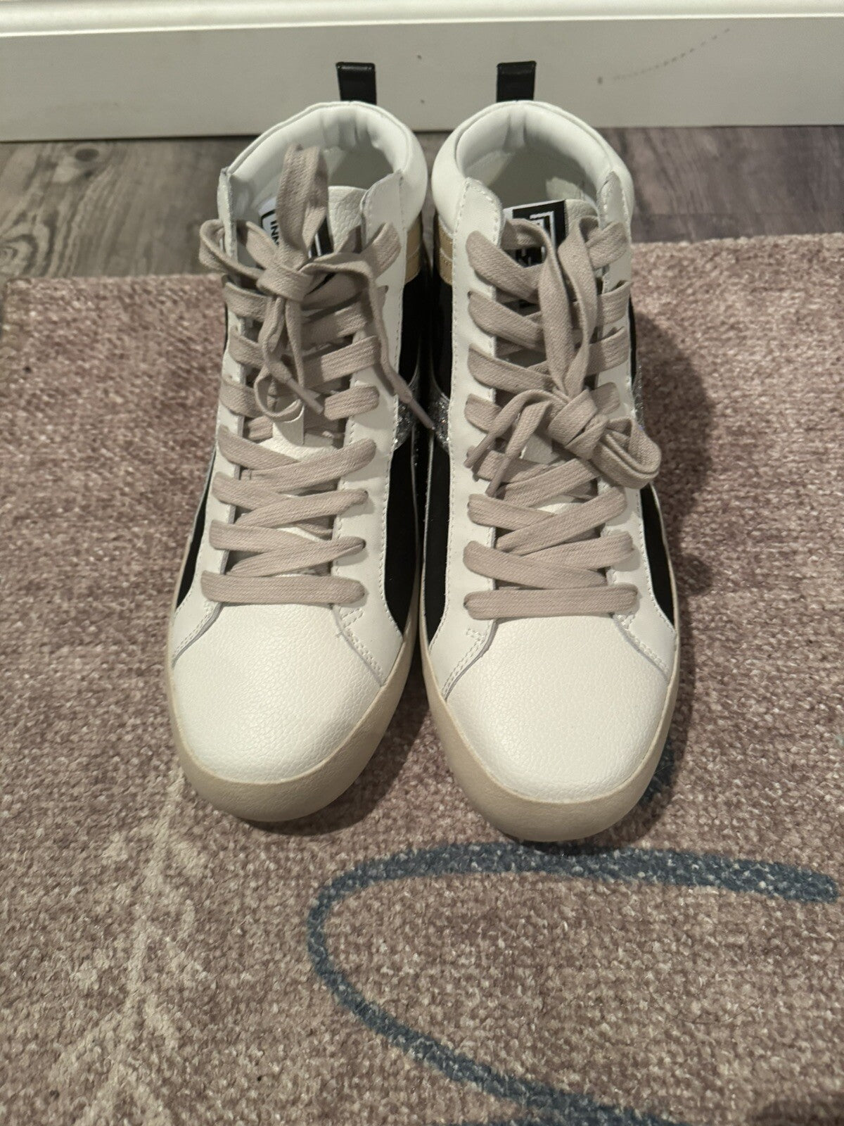 Gianni Bini Sneakers Black Beige Sparkle Size 10 Brand New Msrp 110.00