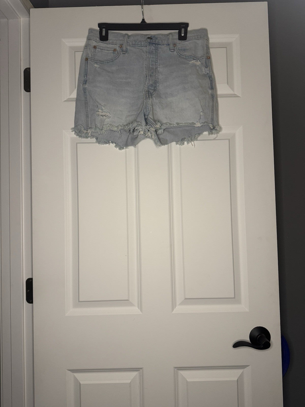 Gap Cheeky Short 10/30 Tall Light Wash Distressed 