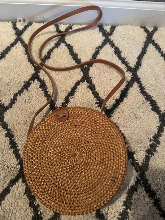 Unbranded Brown Rattan Purse Circle 