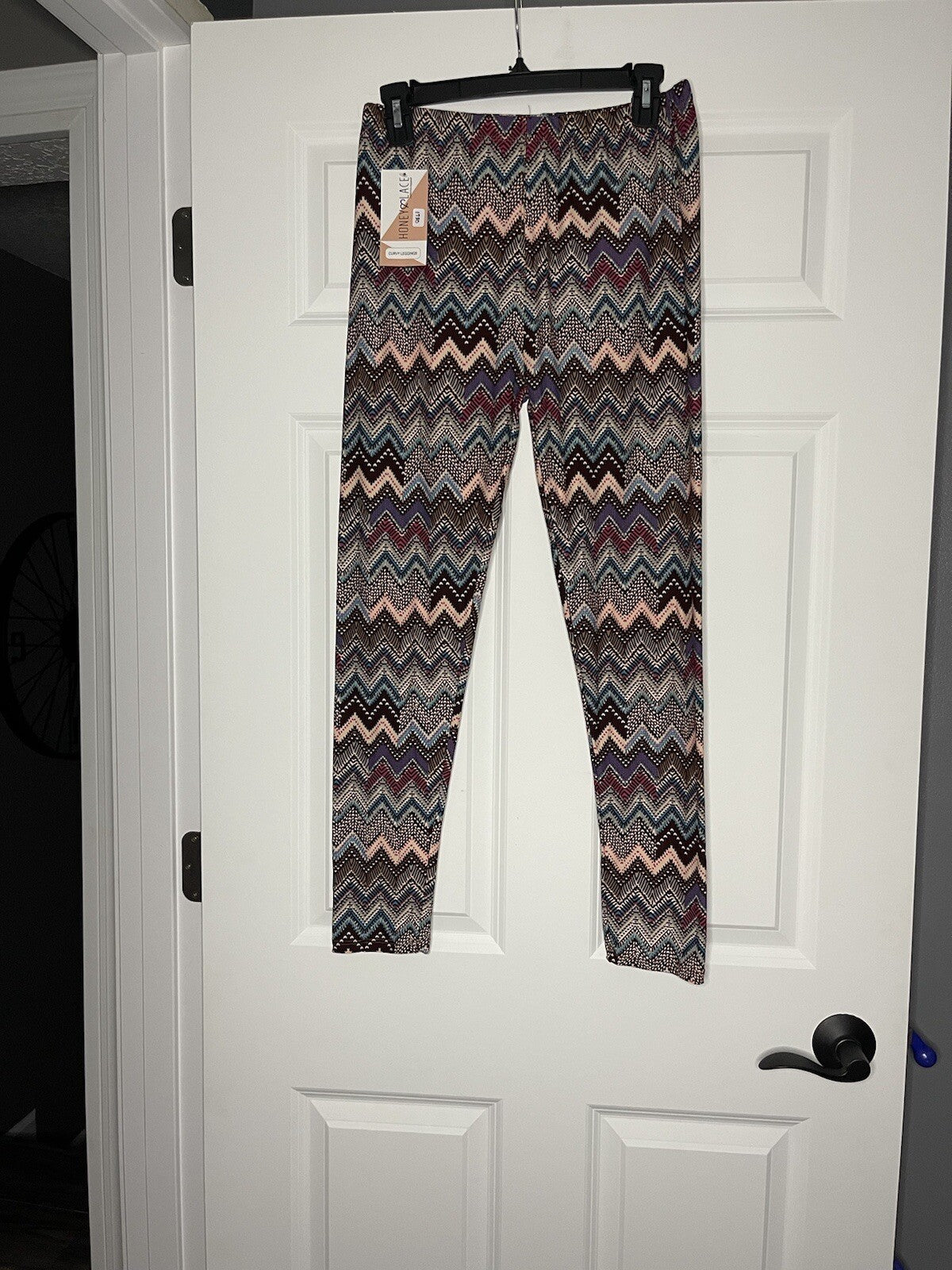 Honey and lace plus size curvy leggings multicolor print nwt