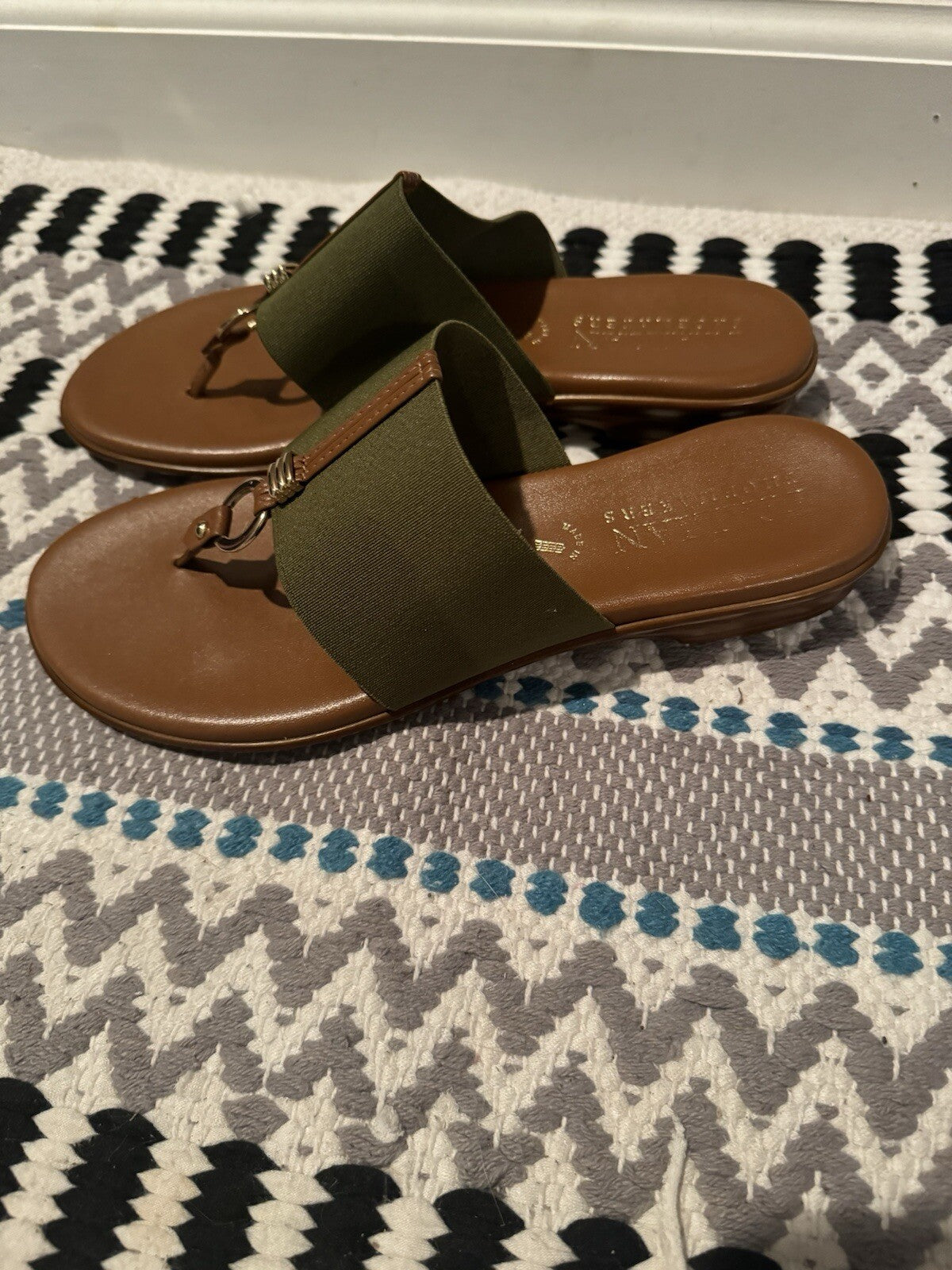 Italian Shoemakers Sandals Size 9 Green And Brown 