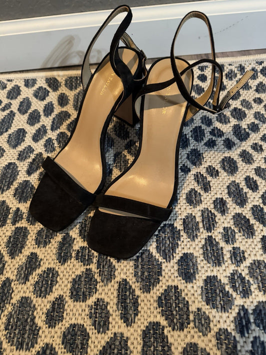 Ann Taylor 7.5 Velvet Strap Heels Black 