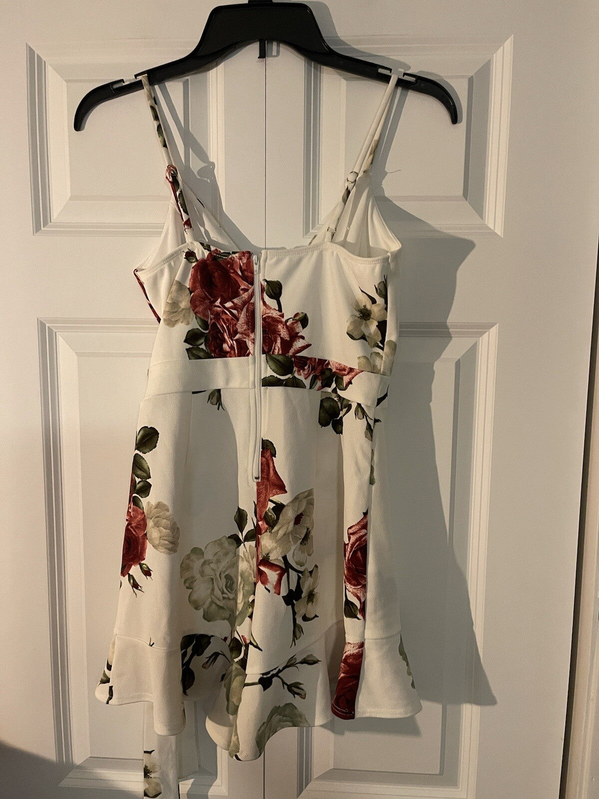 Windsor sleeveless dress small White With Multicolor Floral Print