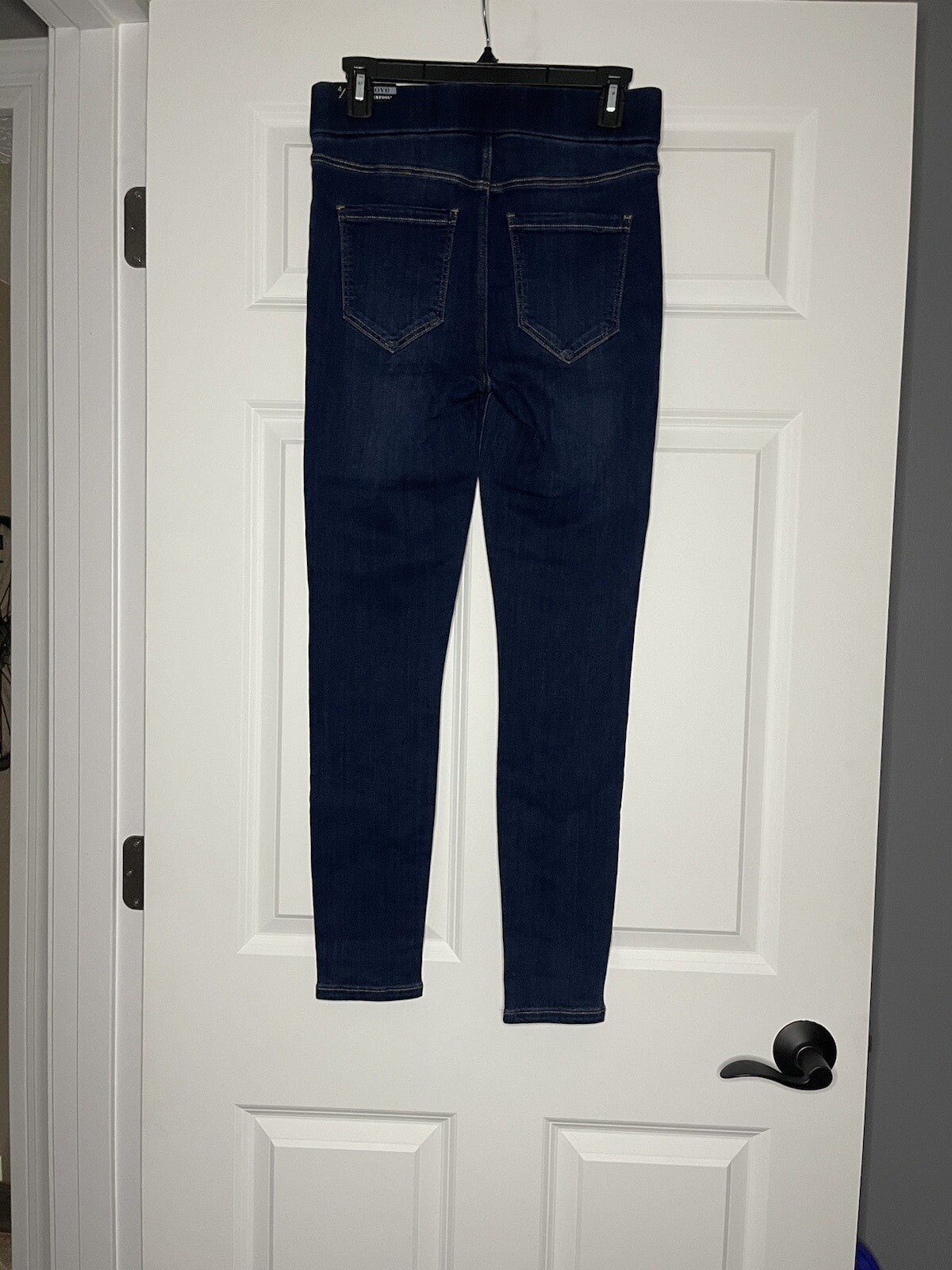 Liverpool The High Rise ankle pull on jeans 4/27 NWT
