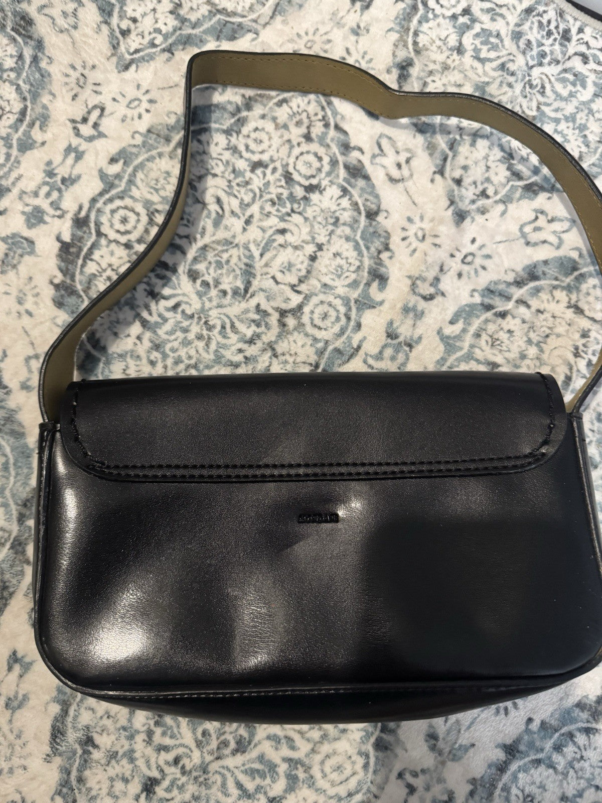 Mondani New York Shoulder Bag Black With Cut Outs 