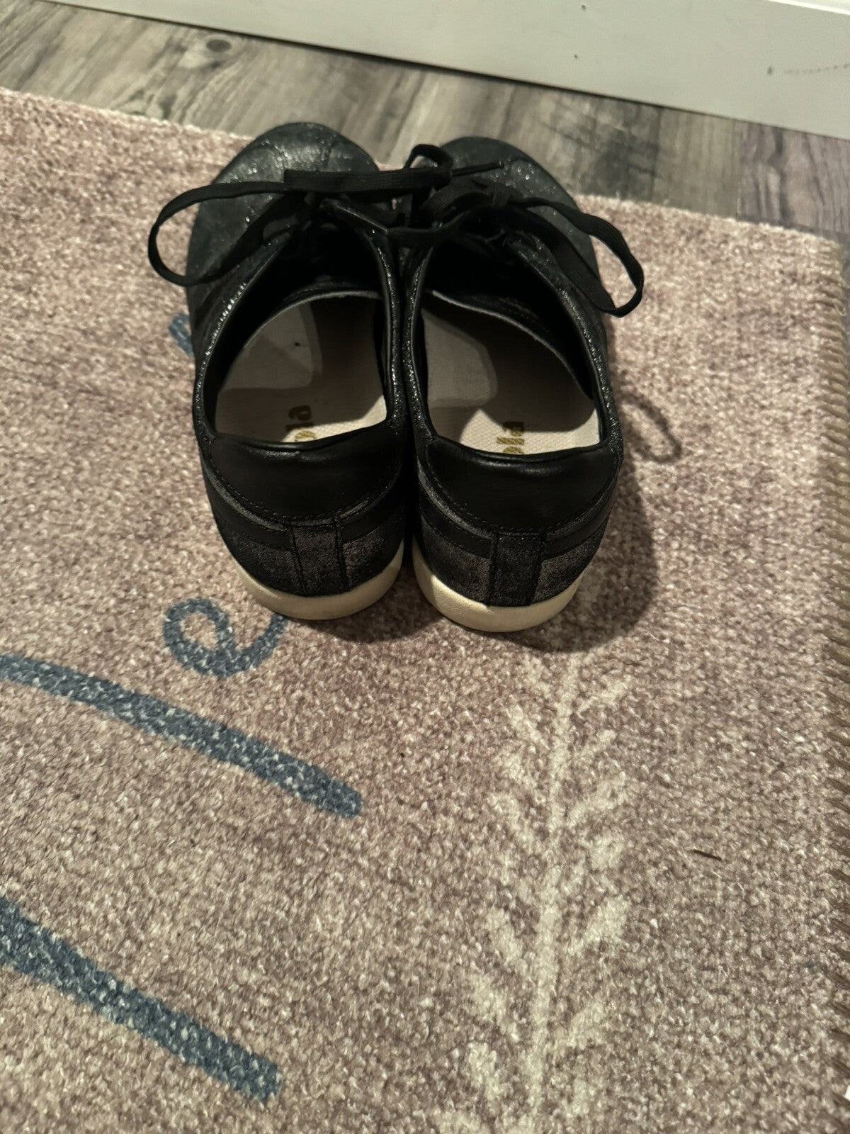 Gola Classic Elan Sneakers Size 9 Black Silver Sparkle