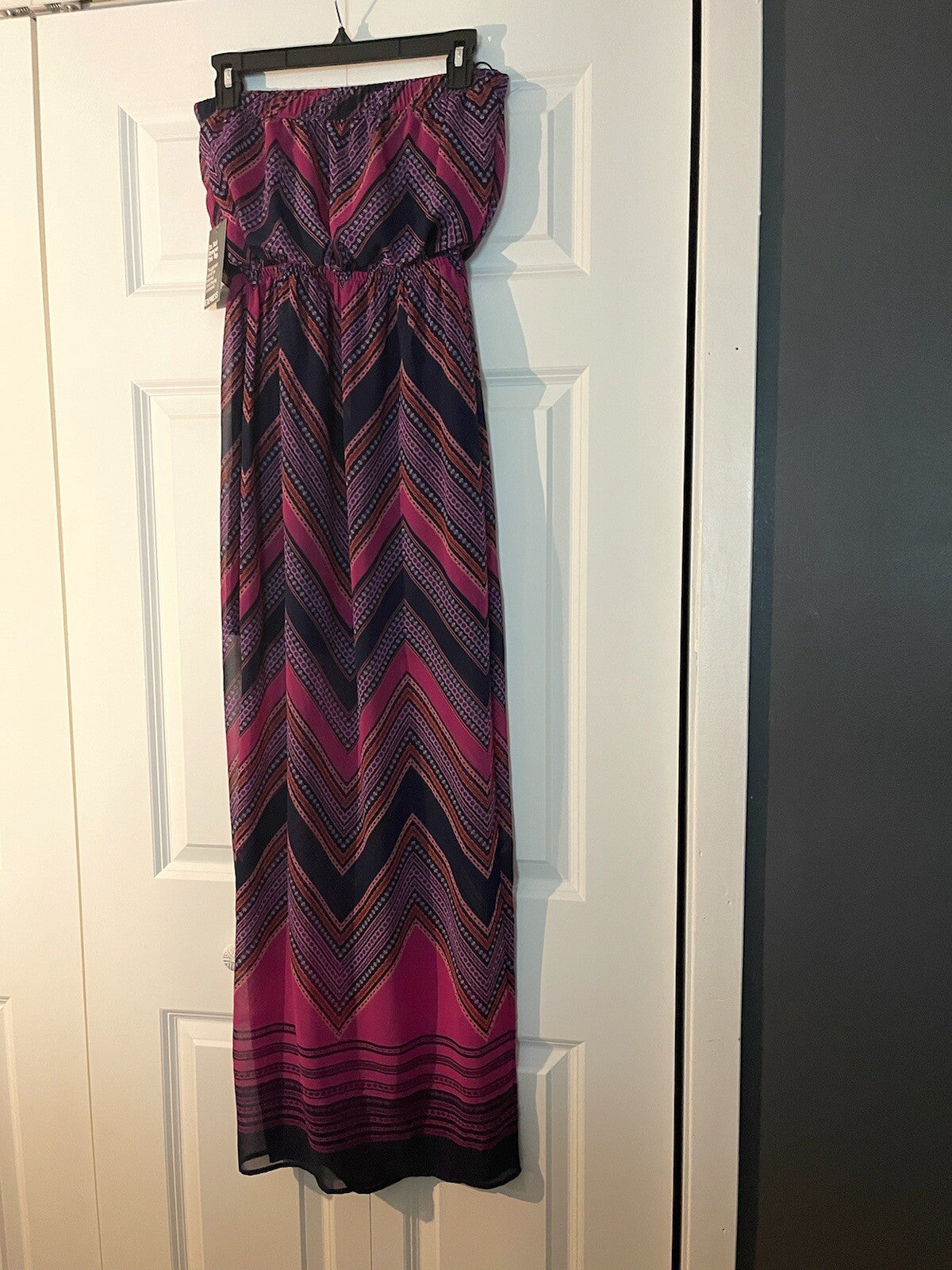 Express xs strapless dress multicolor print Net