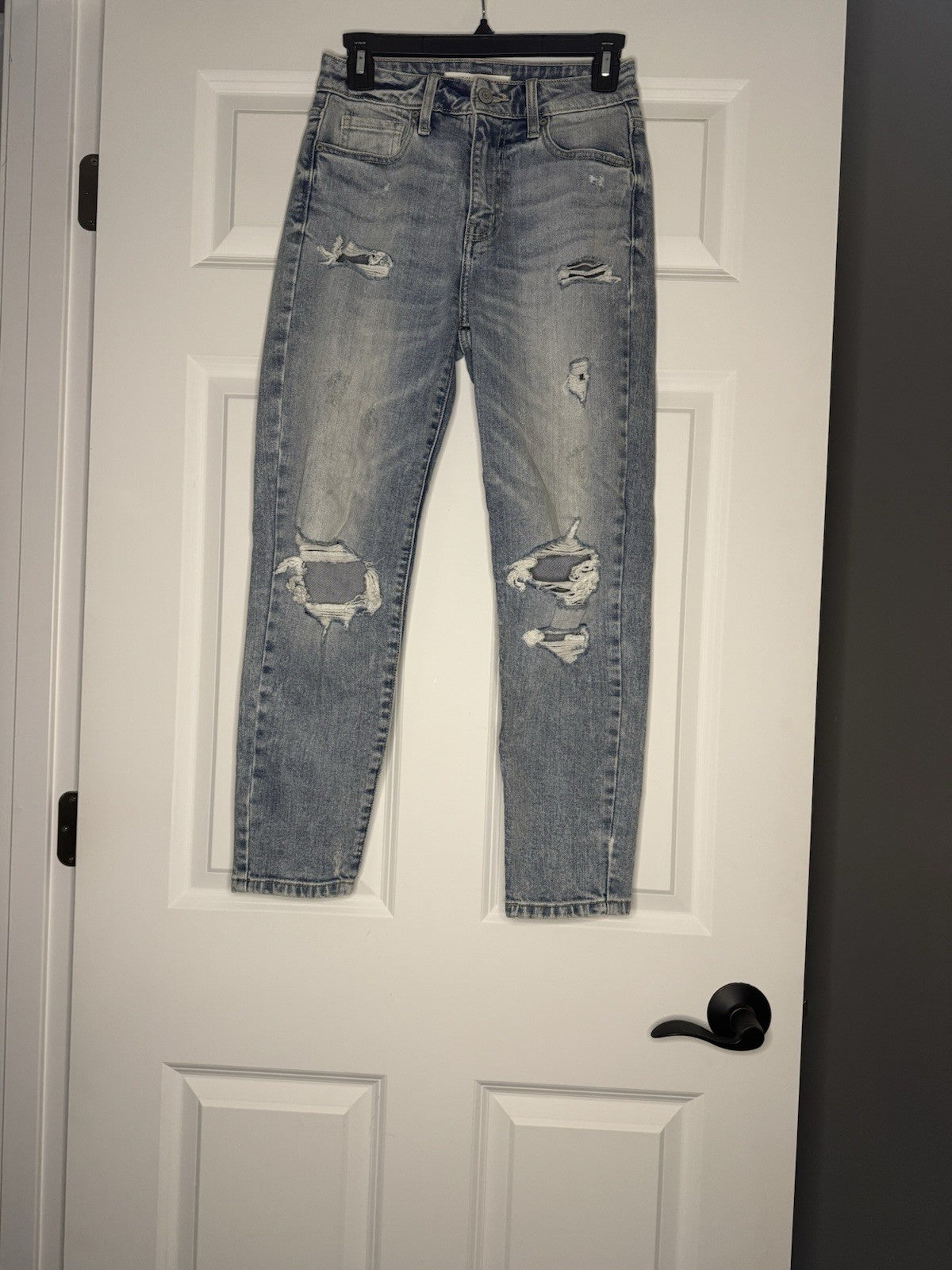 Eunina Tobi Super High Rise Mom Jean Crop Size 1 Distressed Light Wash 