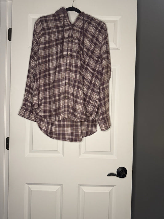 American Eagle Button Up Flannel With Good Medium Purple Mauve Cream Stripe 