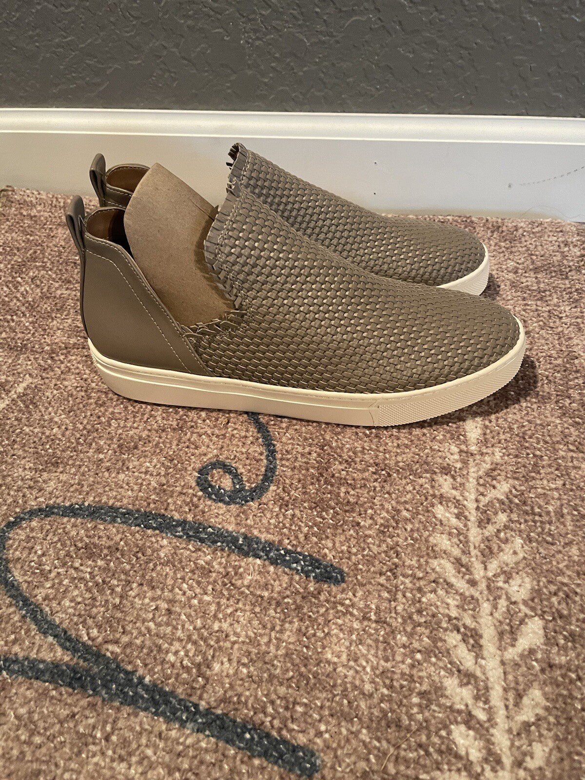 Indigo Road loafers taupe 7.5 brand new 