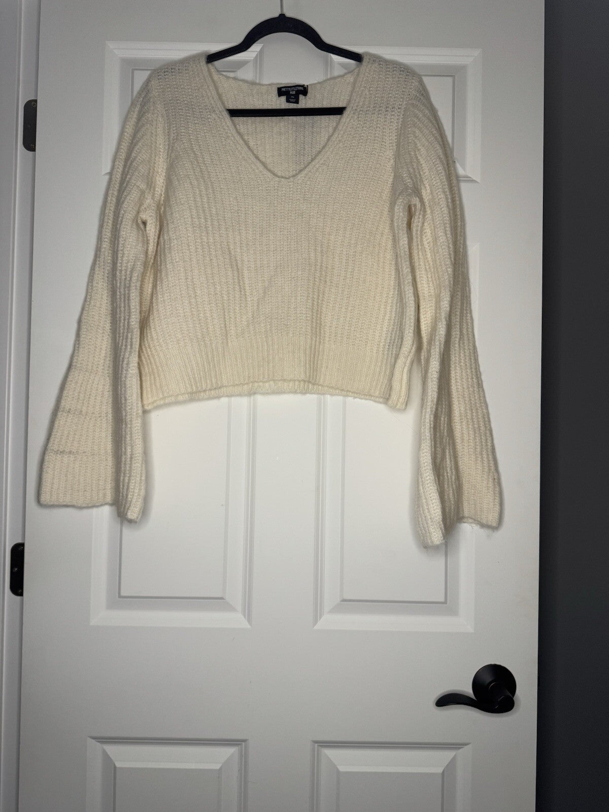 Pretty Little Things Xxl Cream Brushed Knit Cropped Sweater Nwt 