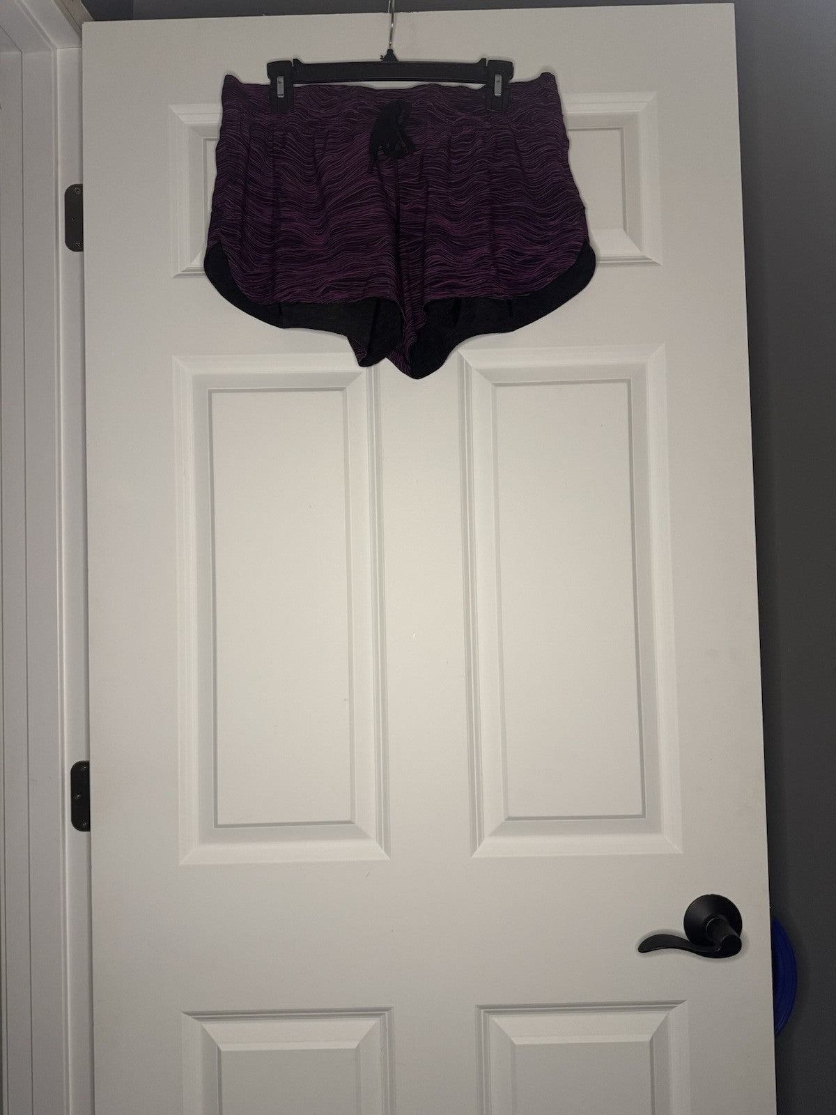 Lululemon Athletic Shorts Size 10 Pink Black Print 