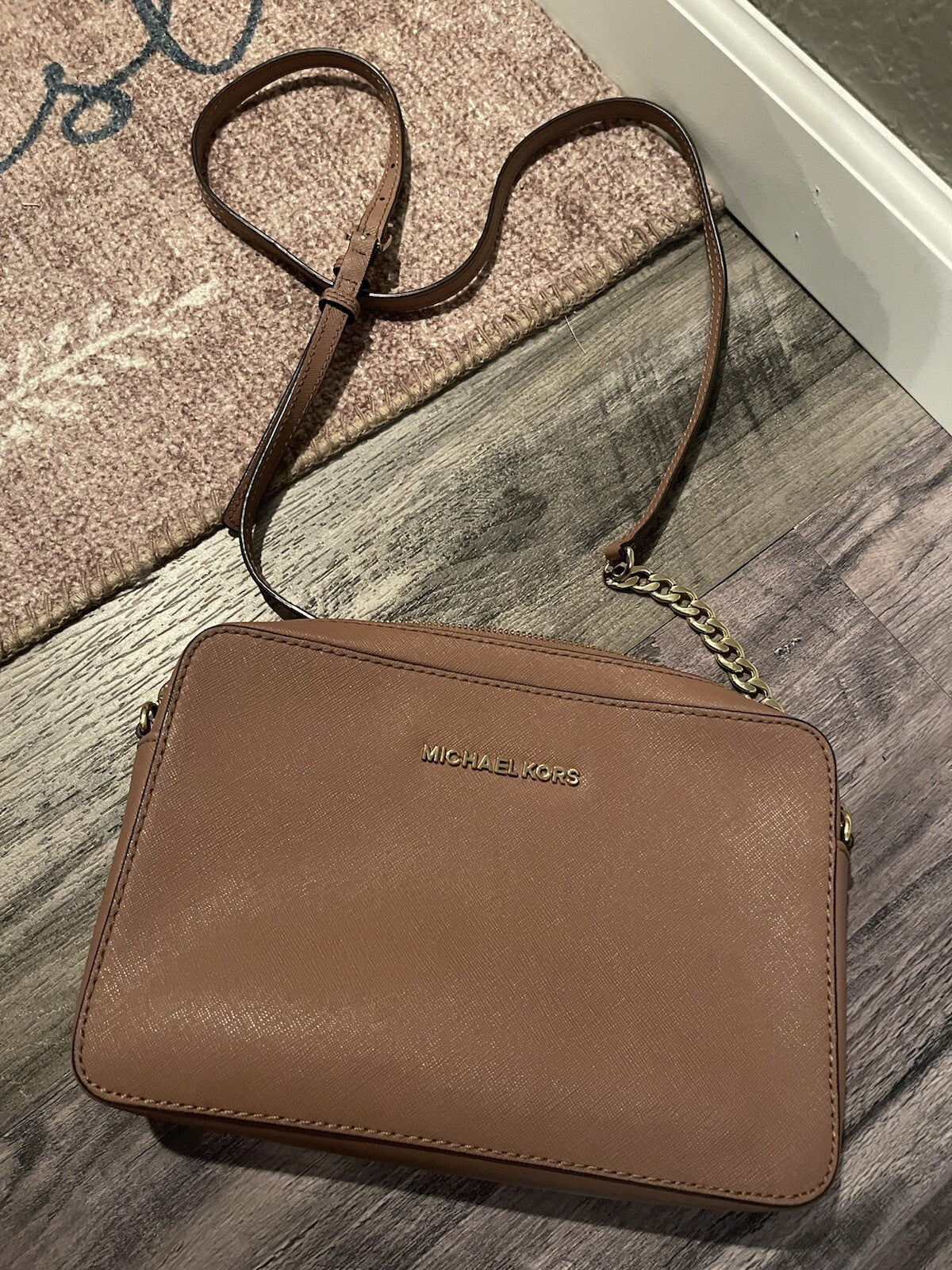Michael Kors crossbody purse mauve