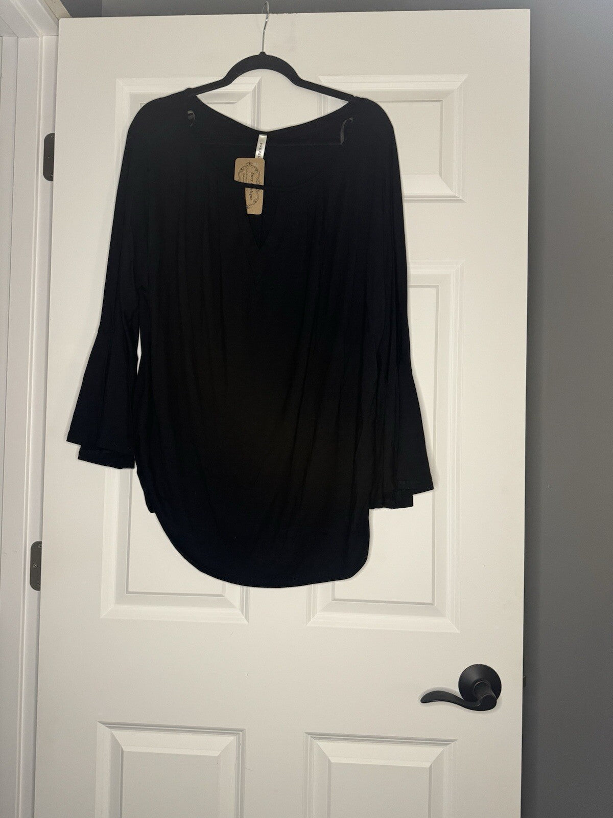 Emerald 3/4 Flowy Sleeve Blouse Cinched Side 1x Black Nwt 