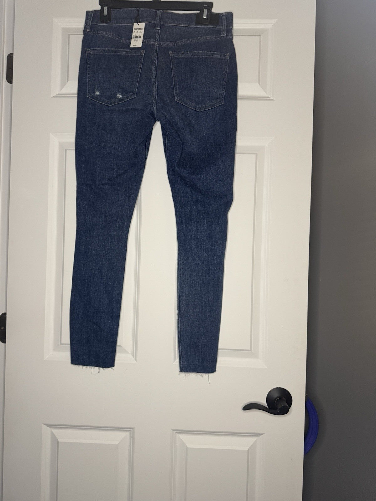 Express Hyper Stretch Ankle Legging Midrise 8 Regular Distressed Nwt 88