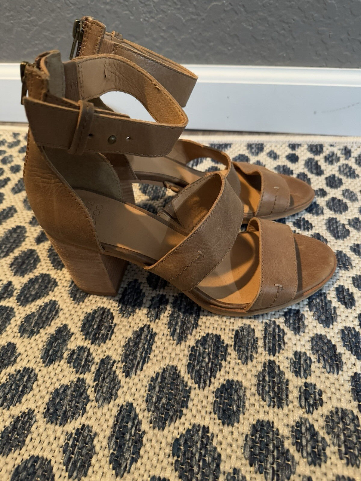 Frye And Co Strappy Heel Sandals 7.5 Brown