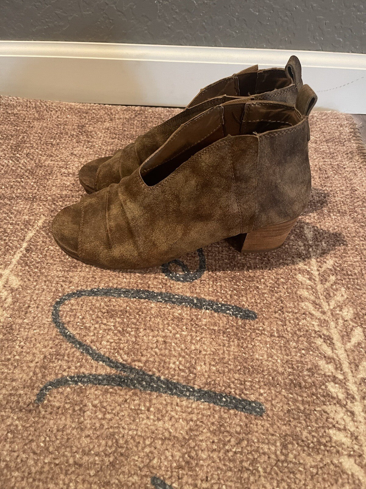 Very G peep toe heels brown