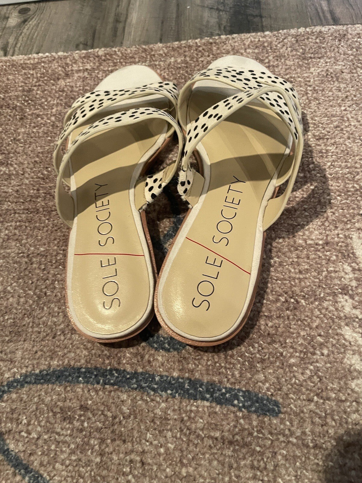 Sole Society Slip On Sandals Beige Black Cow Hair Size 9 New