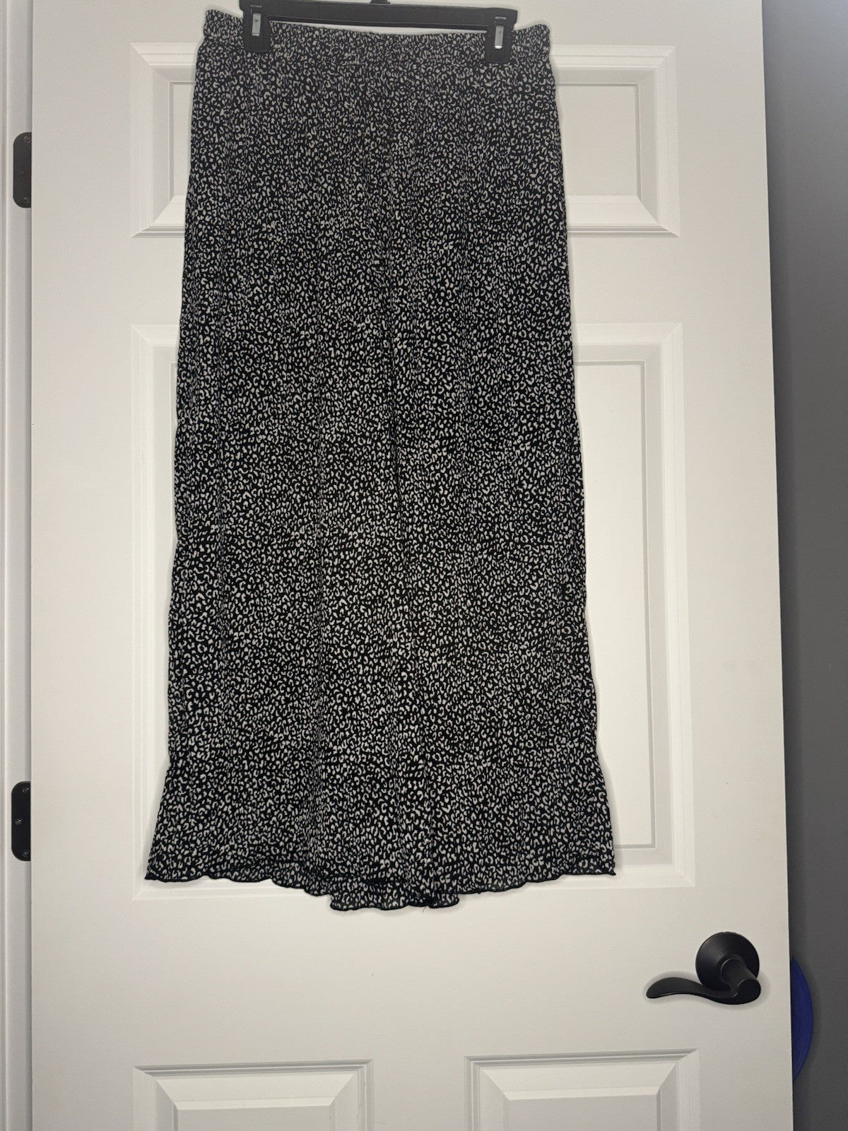 In Loom Black White Leopard Culotte Pants Large Nwt 