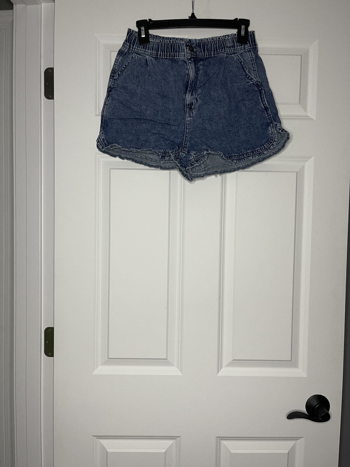 American Eagle mom shorts blue jean size 4