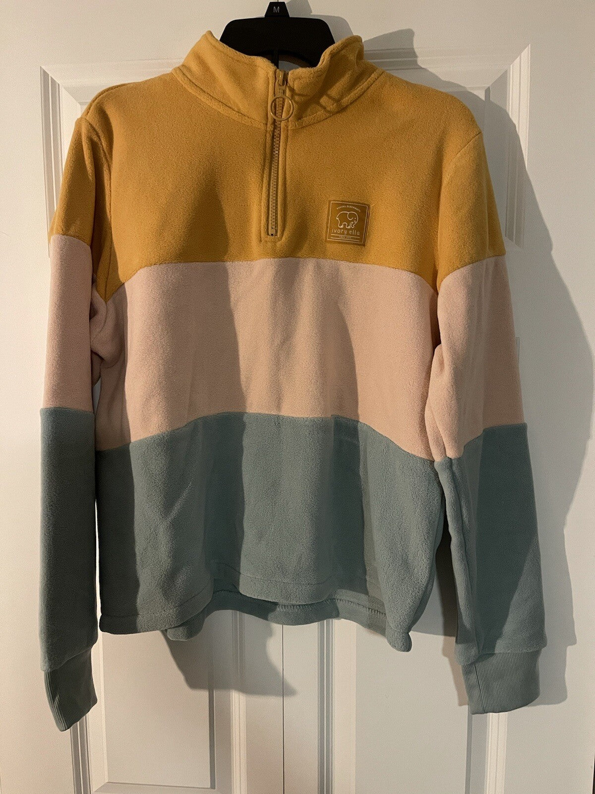 Ivory Ella oak buff polar fleece medium sweatshirt nwt