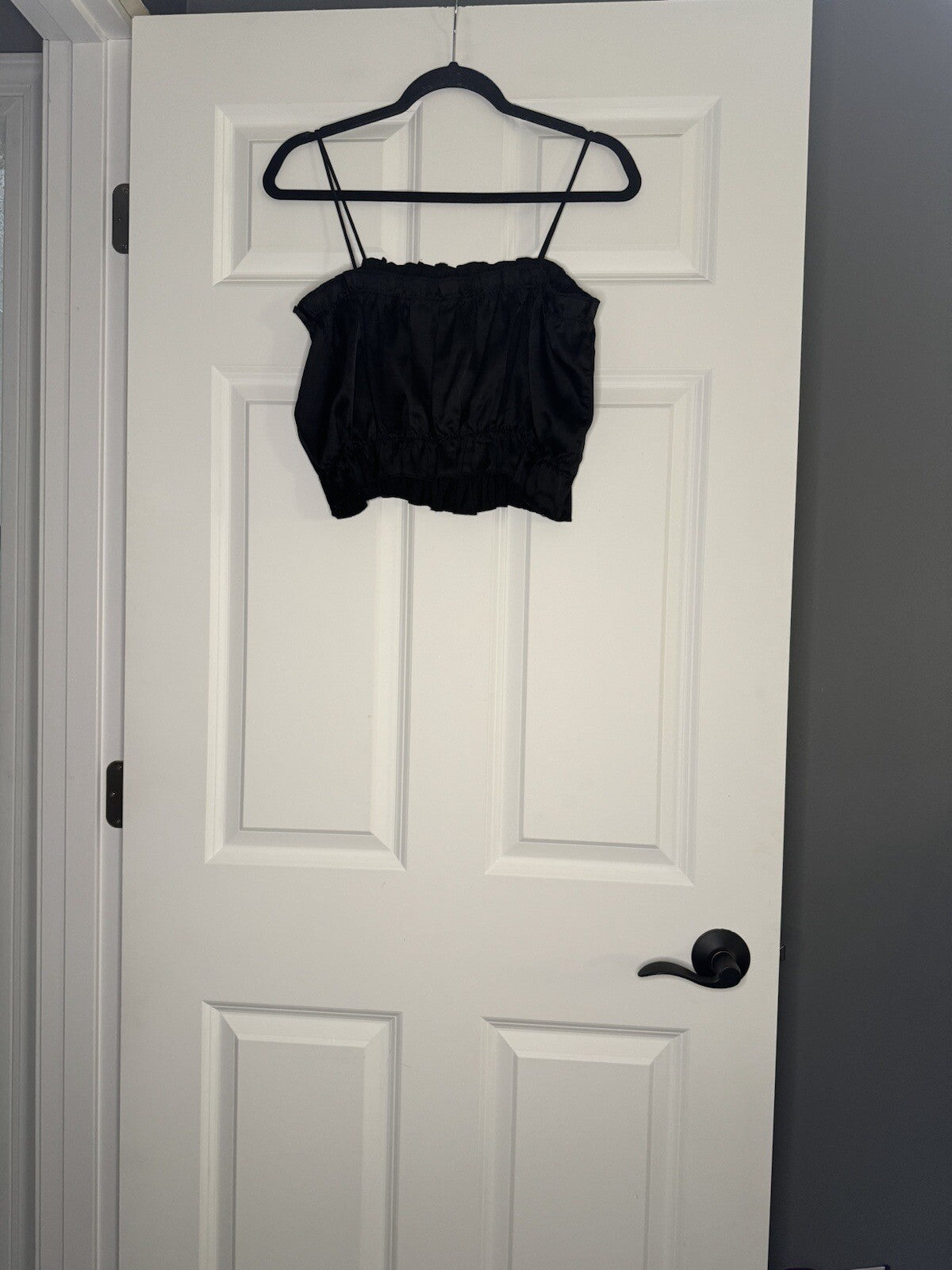 SHEIN Large Cropped Ruffle Tank Black 