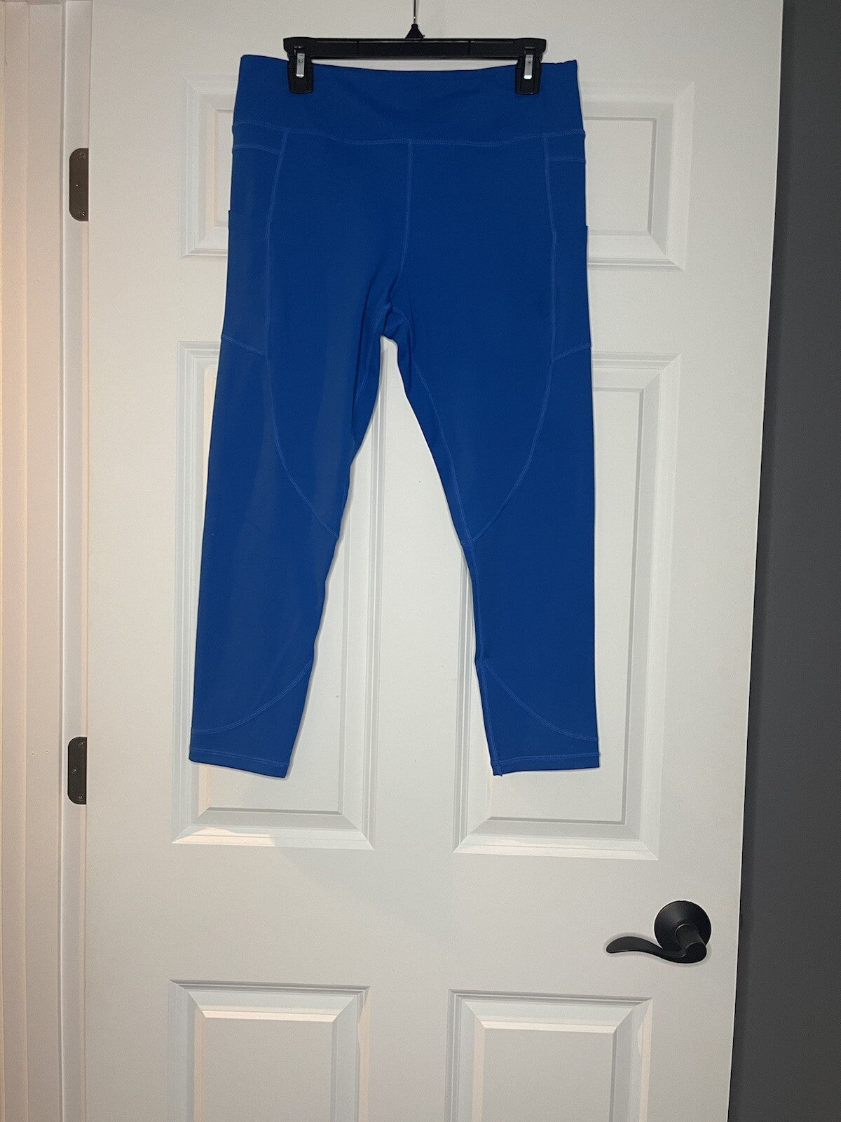 Zyia active capris bright blue 14-16