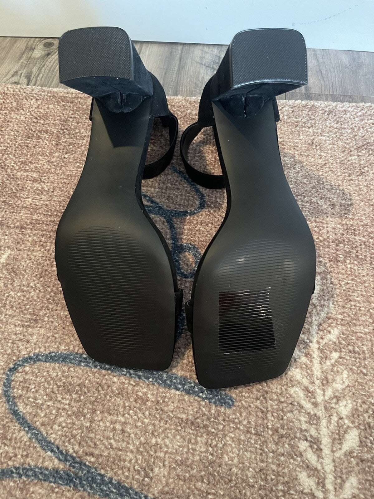 Steve Madden Heels Black Velvet Size 9.5 New 