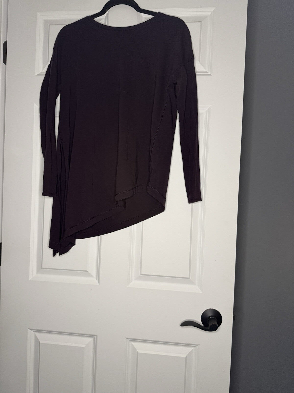 Lululemon Long Sleeve Top Size 4 Purple Slants At Bottom 