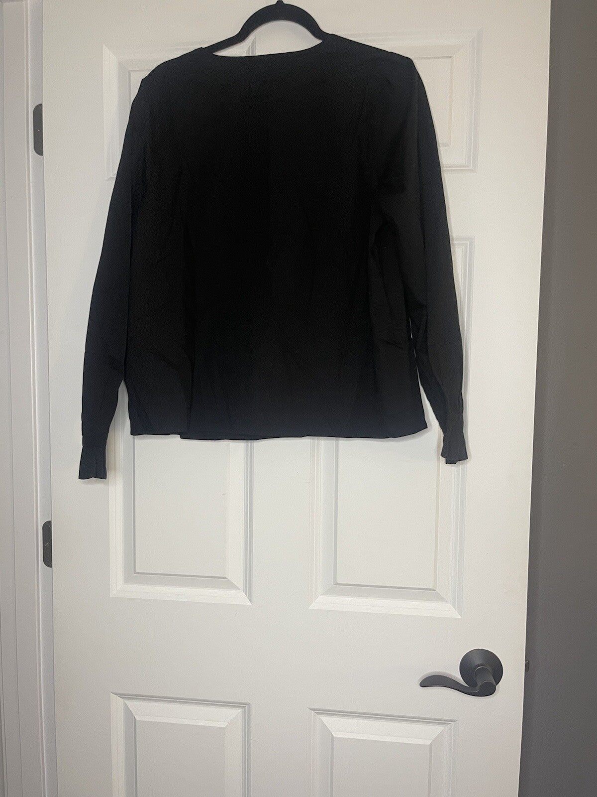 J Crew Long Sleeve Blouse Buttons On Left Sleeve Black Large Nwt Msrp 79.50
