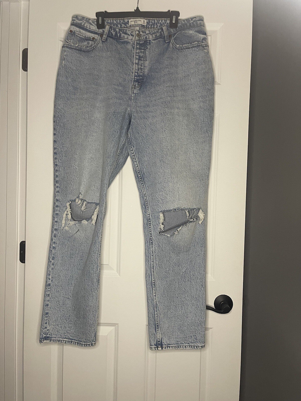 Abercrombie The Dad High Rise Curve Love Jeans 33/16 Long Distressed Blue 