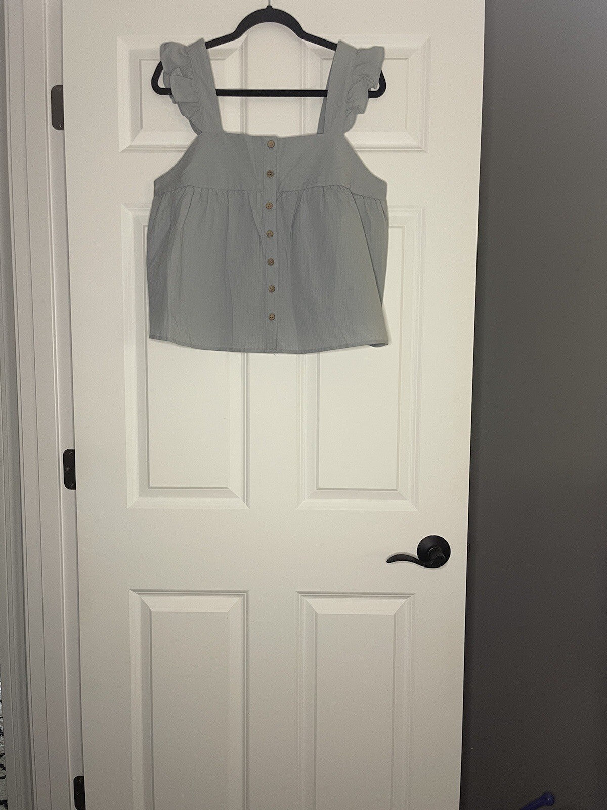 New In Sleeveless Ruffle Blouse Large Blue Button Up New With Tags 