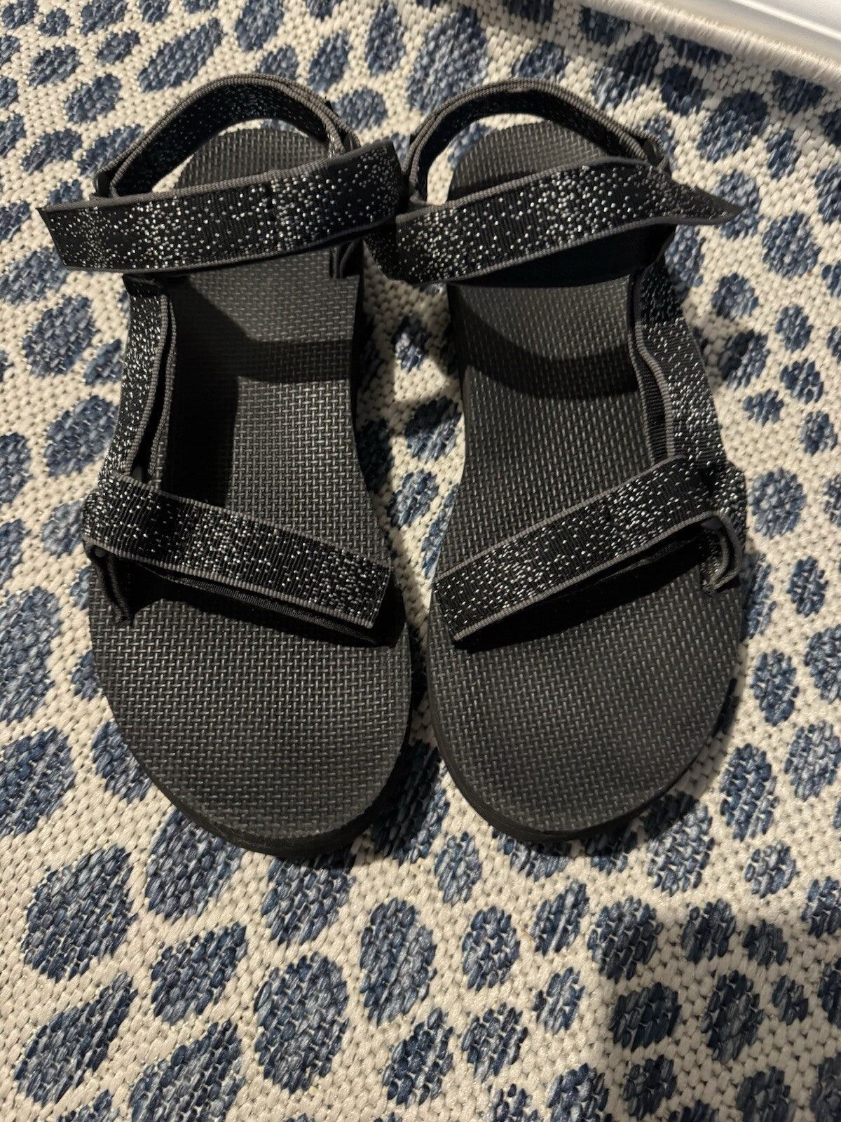 Teva Strappy Black And Silver Sparkle Sandals Size 10