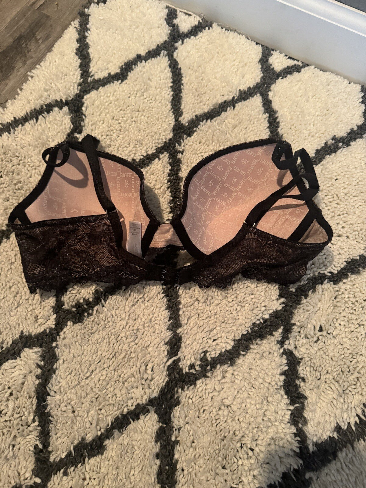 Victorias Secret Bio fit Demi Uplift Bra 34c Beige And Black Lace 