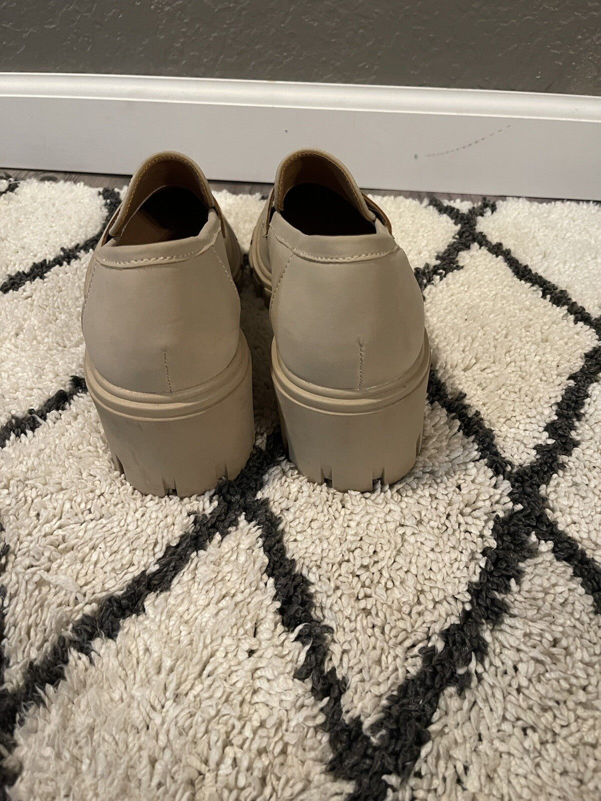 Sincerely Jules Taupe Shoes Size 8 