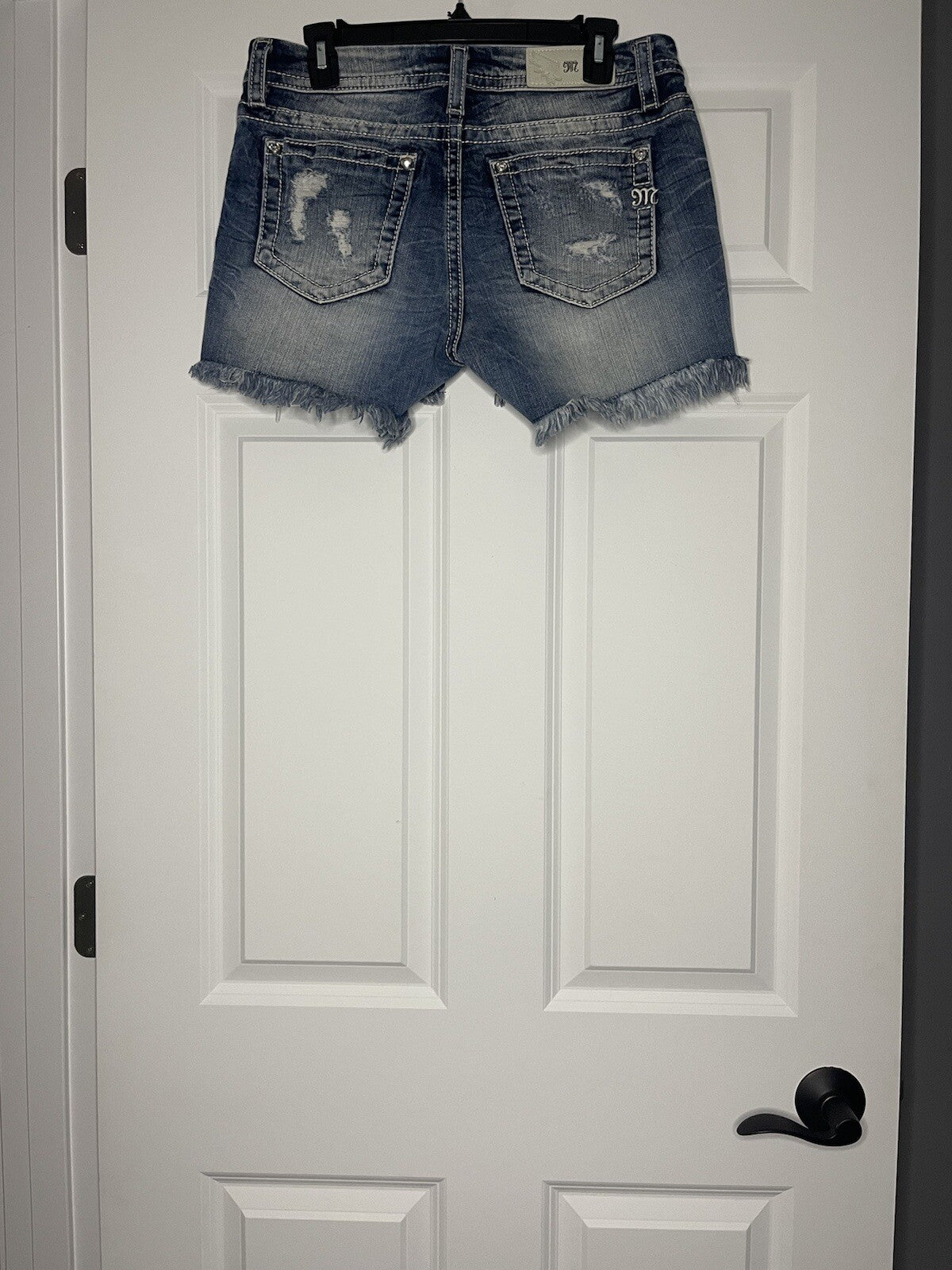 Miss me curvy shorts size 28 style E8060VH24 blue