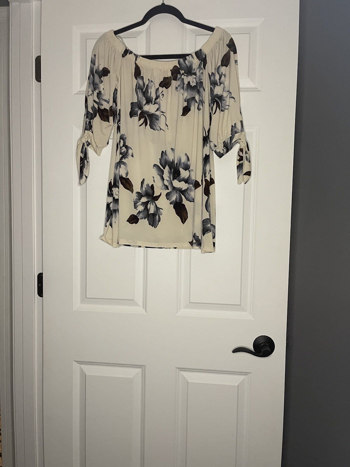 Coco Main 3/4 Sleeve Blouse Small Beige With Brown Blue Floral 