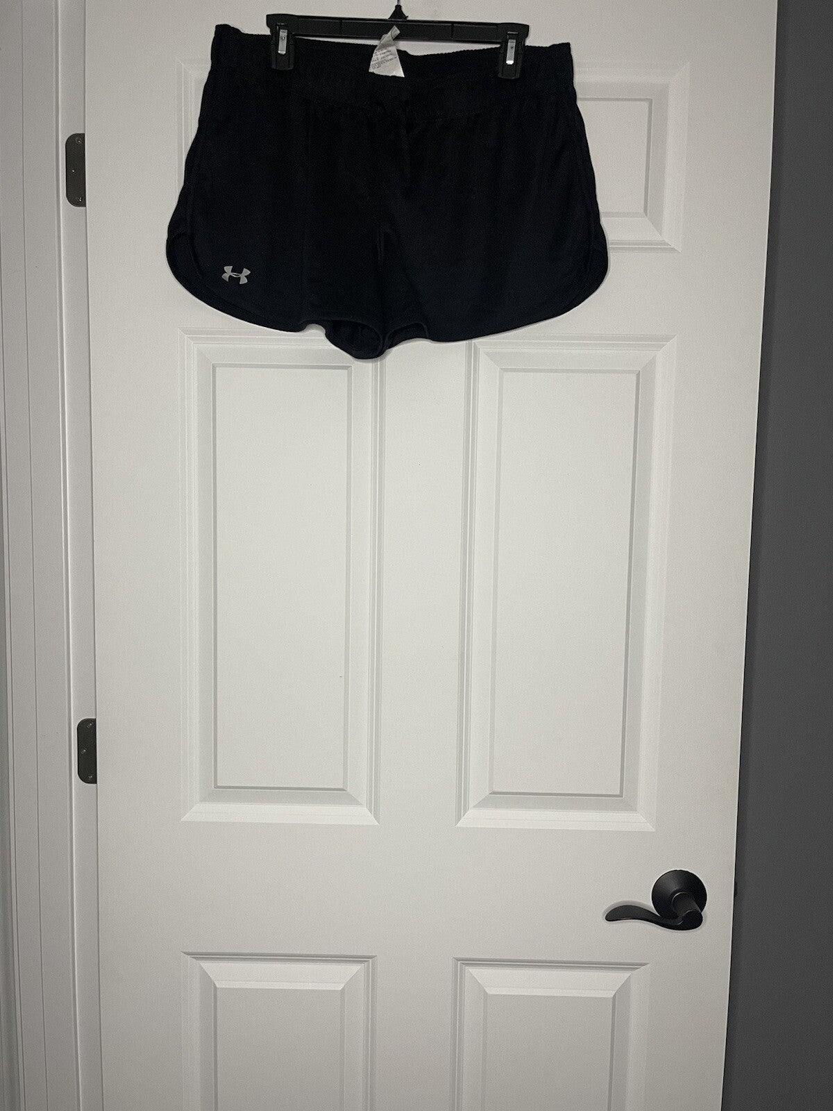 Under armour heat gear active shorts black large 