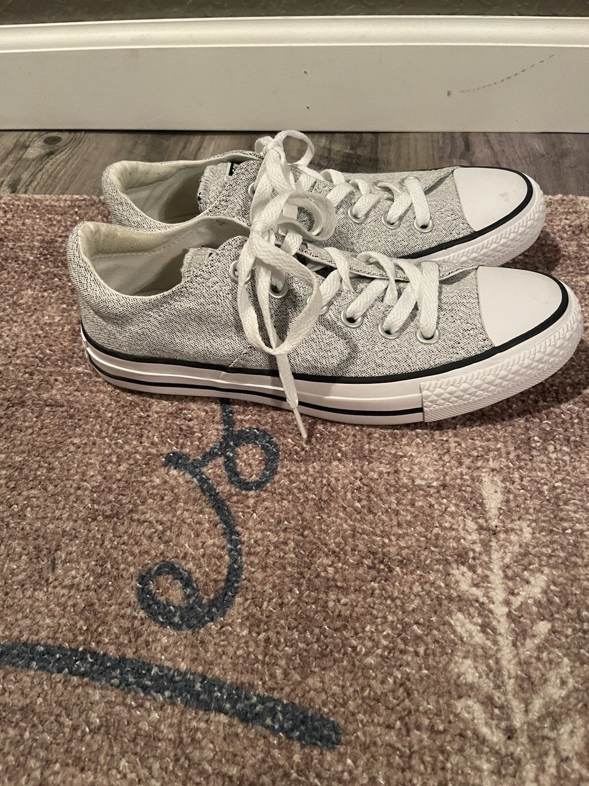 Converse Sneakers Gray White Mix Size 7