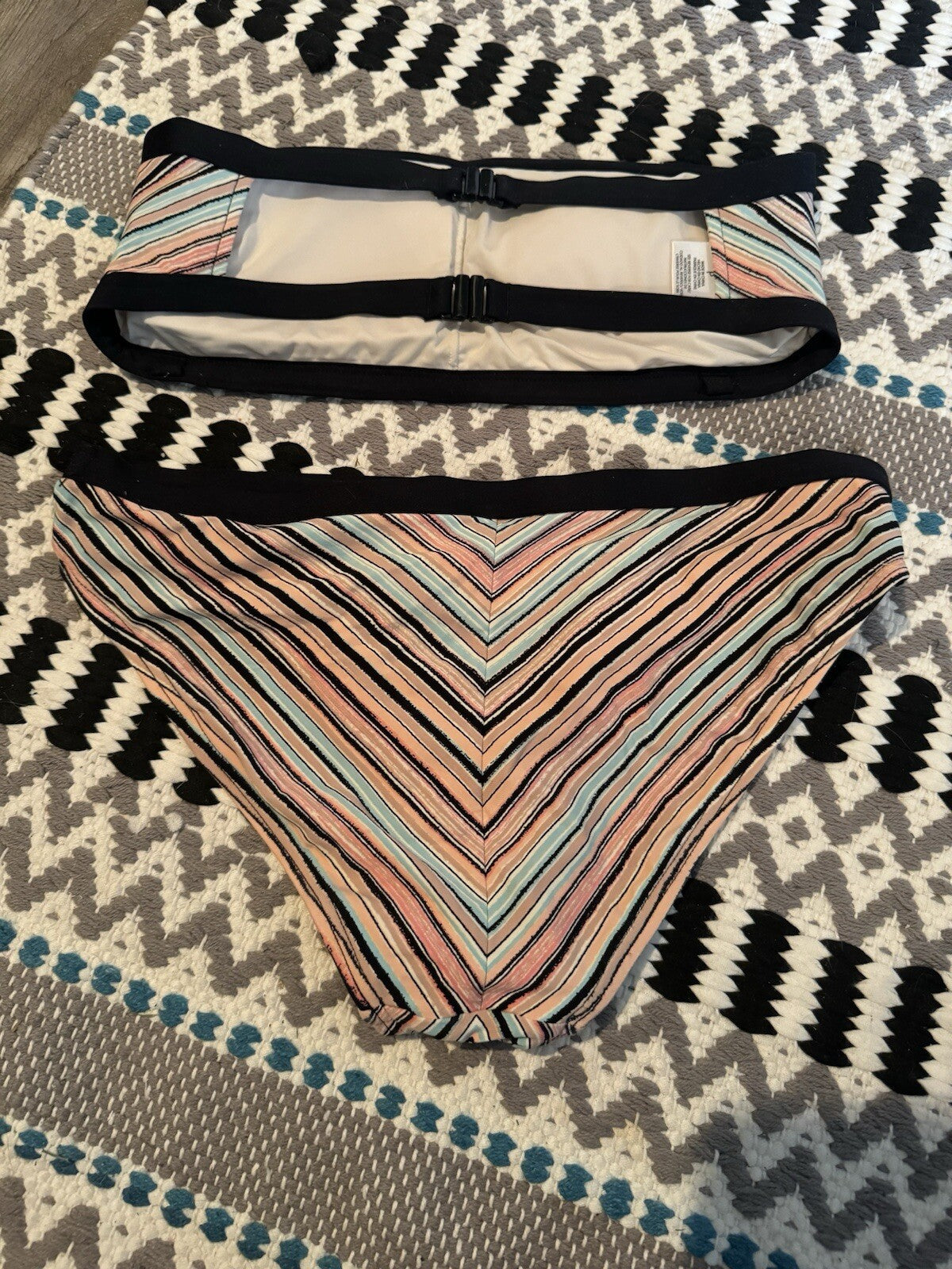Coco Rave 2 Piece Bikini Small Bottoms Top 32b Black Beige Green Pink Peach 