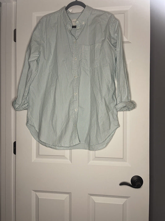 American Eagle Long Sleeve Button Up Medium White Green Striped