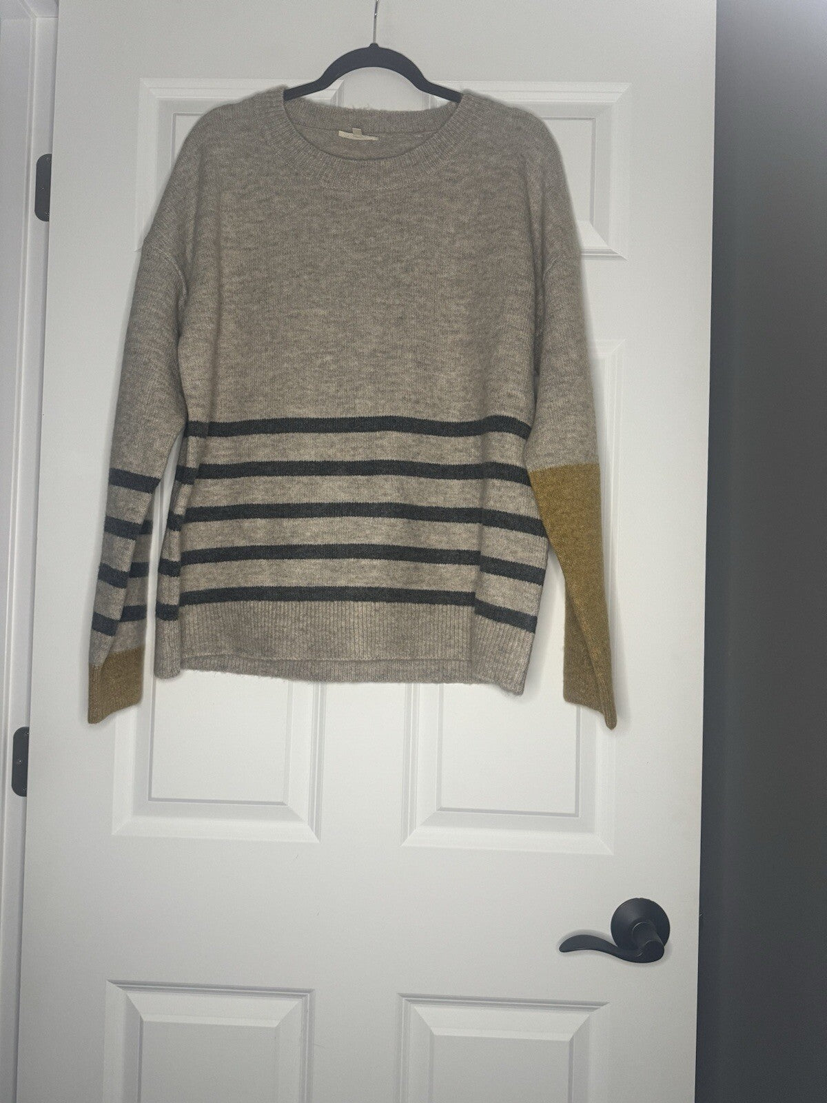 Mystree Sweater Large Taupe Charcoal Stripe W Mustard On Sleeves 