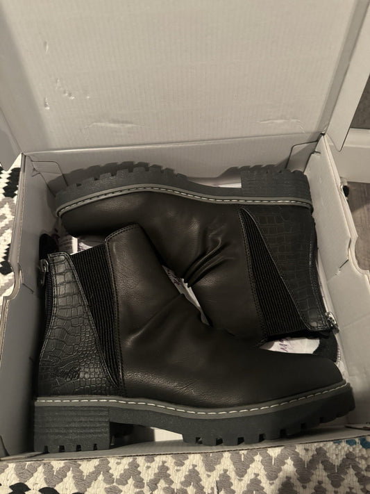 Blowfish Black Local Sheriff All Nighter Boots Alligator Back 9 New 