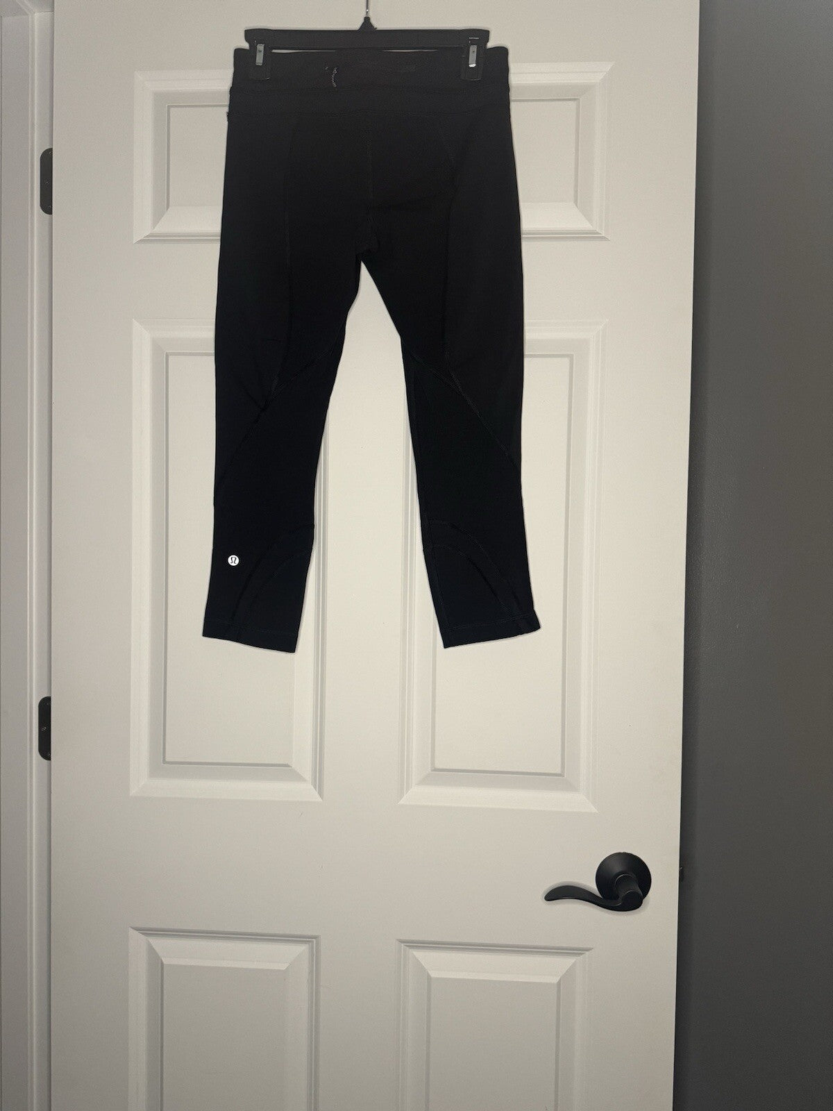 Lululemon Cropped Black Leggings With Back Zipper Size 6