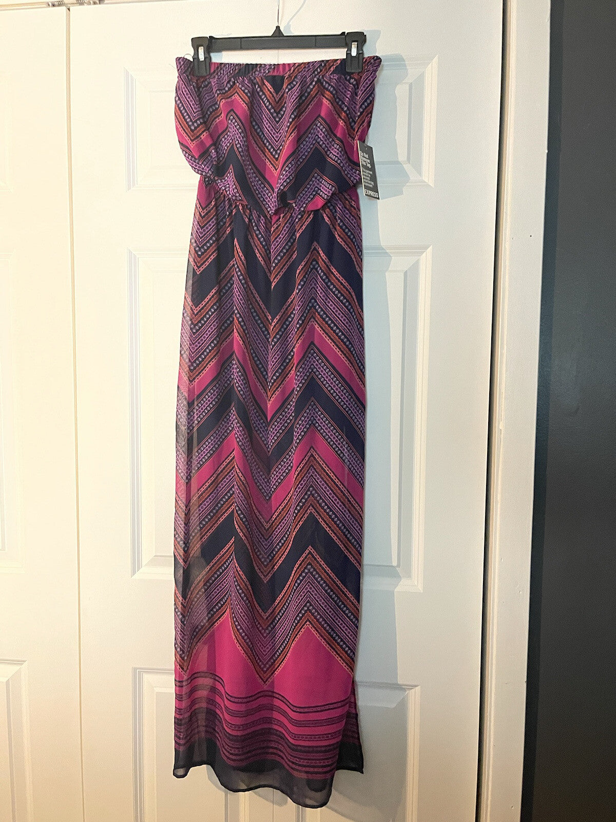 Express xs strapless dress multicolor print Net